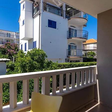 Janja Apartment