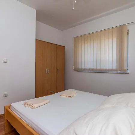 Apartment Janja