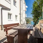 Janja Trogir